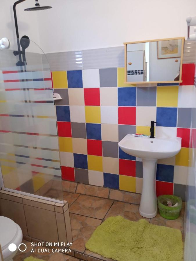 Charmant Studio Dans Le Sud, Ideal Pour Un Couple Trois Mares Exterior foto